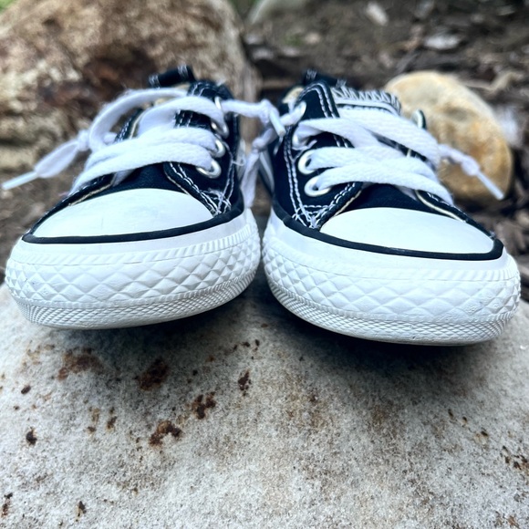 Youth Converse All Star Sneakers EUC!!😍 - Picture 6 of 8